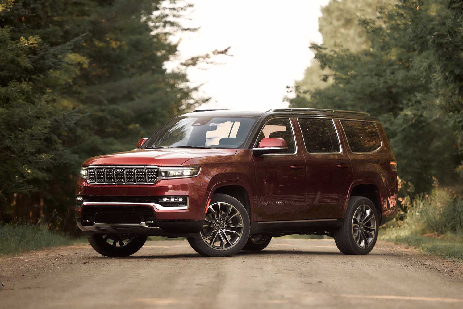 Review: The 2022 Jeep Grand Wagoneer Is No Blast From the Past